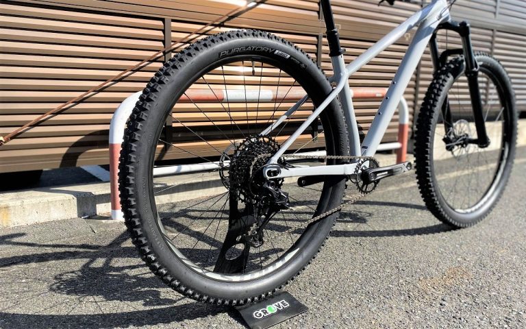 BRAND NEW BIKE】SPECIALIZED FUSE COMP 29 | GROVE鎌倉｜ロードバイク