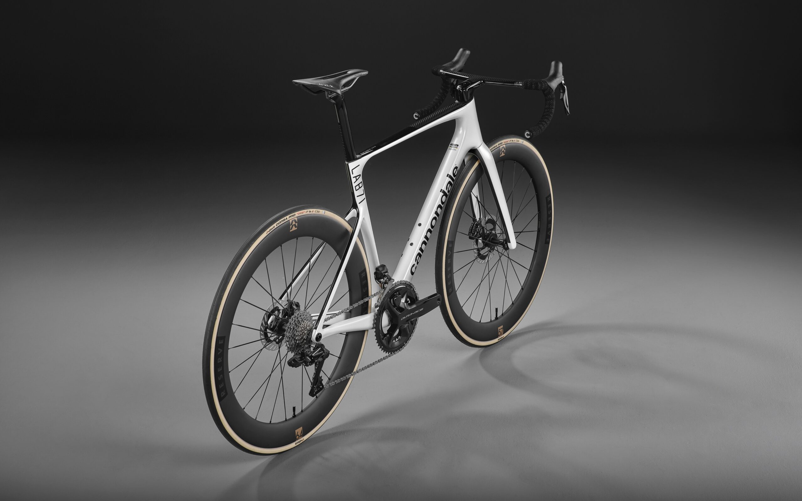 あらゆる場所で、より速く】新型“SuperSix EVO”誕生 | GROVE鎌倉